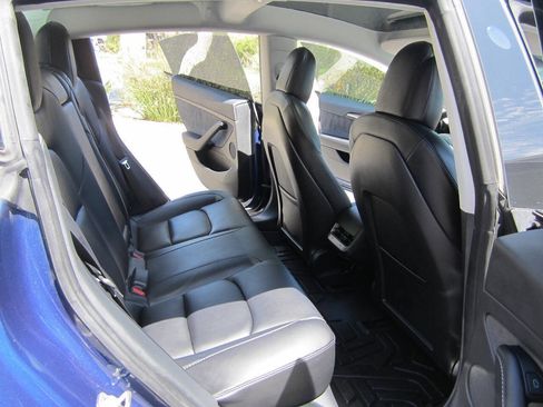 Used 2022 Tesla Model 3 RWD image 15