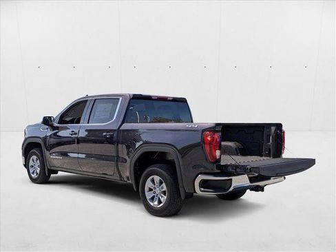 New 2024 GMC Sierra 1500 SLE image 9