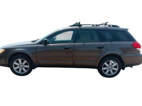 Used 2009 Subaru Outback 2.5i Special Edition AWD/4WD image 2