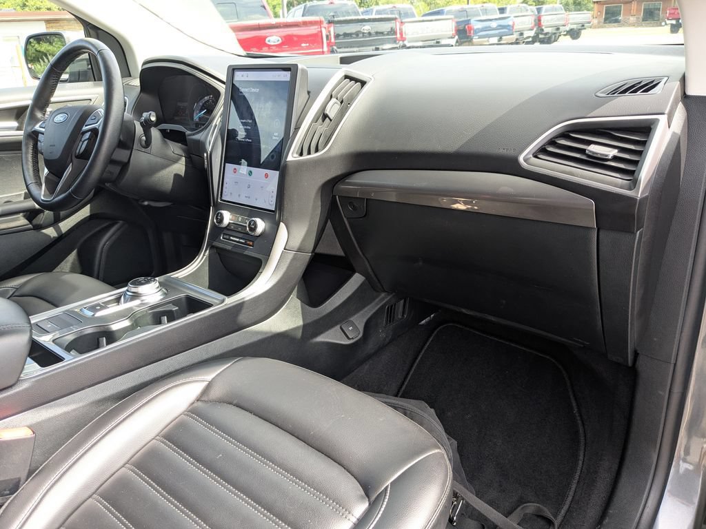 Used 2024 Ford Edge SEL w/ Convenience Package AWD/4WD image 12