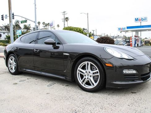 Used 2012 Porsche Panamera image 8