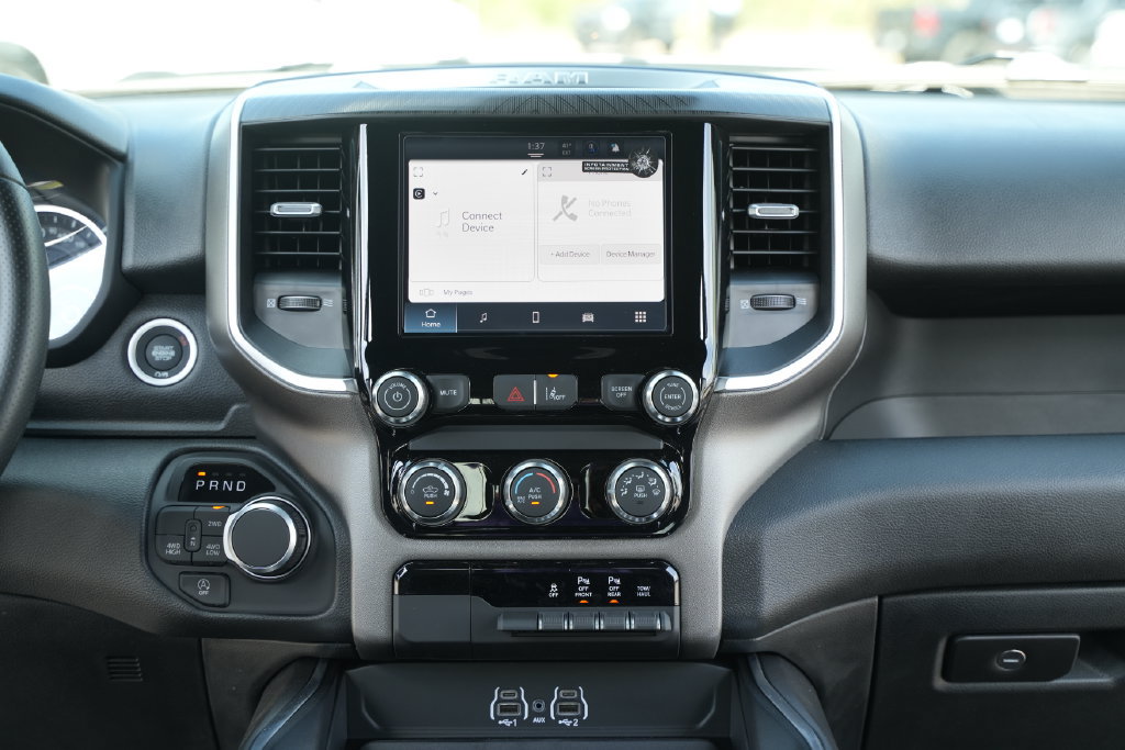 New 2026 RAM 1500 Express AWD/4WD image 26