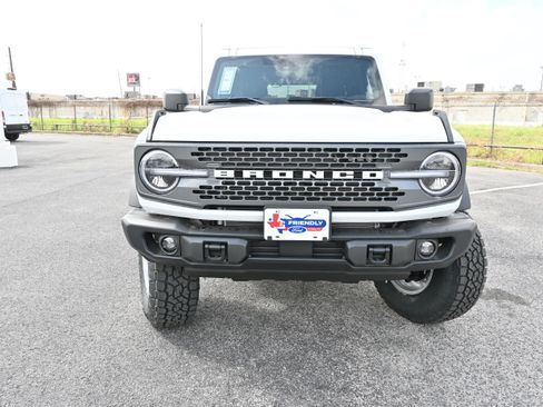 New 2025 Ford Bronco Badlands AWD/4WD image 8