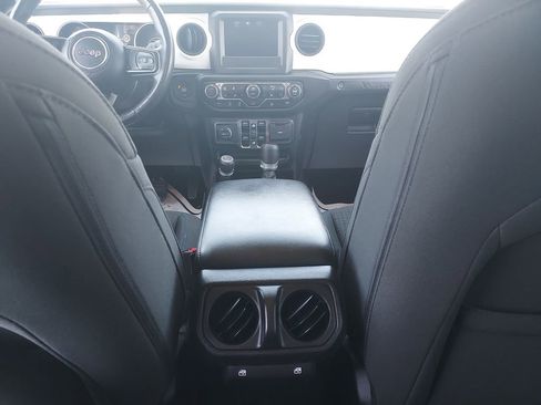 Used 2021 Jeep Wrangler Unlimited Sport AWD/4WD image 10