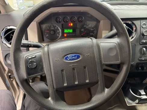 Used 2010 Ford F250 XL image 17