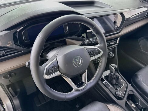 Used 2023 Volkswagen Taos SEL AWD/4WD image 13