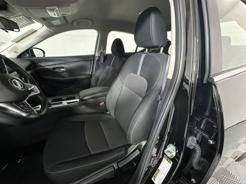 Certified 2025 Nissan Sentra SV FWD image 11