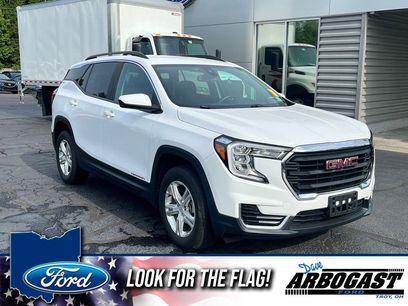 Used 2022 GMC Terrain SLE w/ Driver Convenience Package
