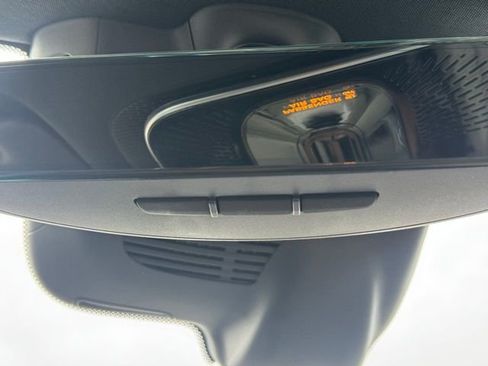 Used 2023 Mercedes-Benz GLC 300 GLC 300 image 42