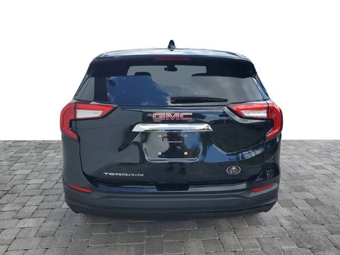 Used 2023 GMC Terrain SLE FWD image 5