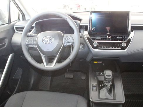 New 2026 Toyota Corolla Cross LE image 2