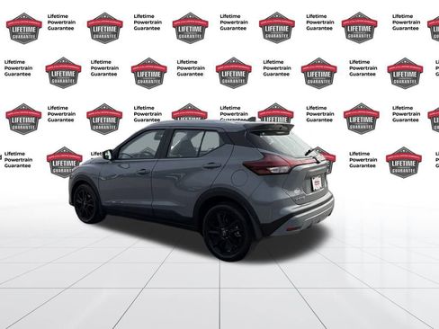 Certified 2024 Nissan Kicks SV image 3