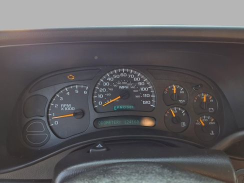 Used 2004 Chevrolet Silverado 1500 LS image 12