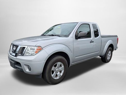 Used 2012 Nissan Frontier SV RWD image 8