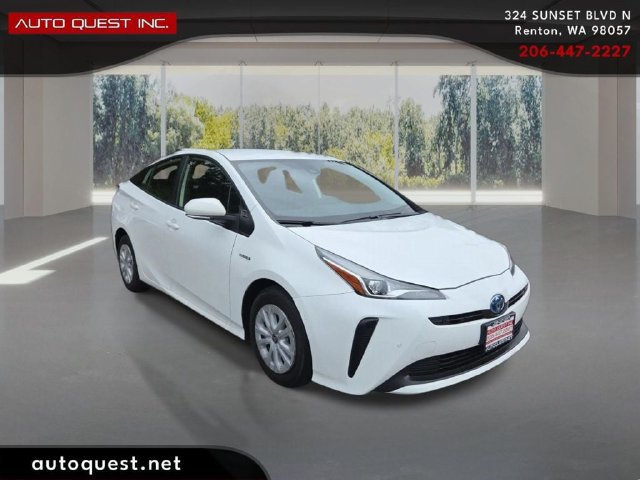 Used 2022 Toyota Prius LE FWD image 3