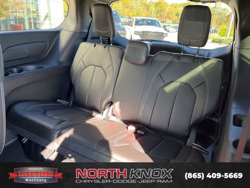 New 2026 Chrysler Voyager LX image 15