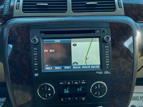 Used 2014 GMC Yukon Denali image 36