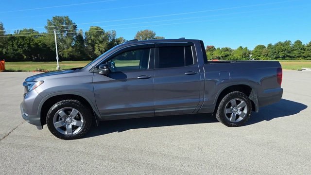Used 2025 Honda Ridgeline TrailSport image 4