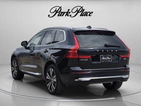 Used 2023 Volvo XC60 B5 Plus w/ Protection Package Premier image 4
