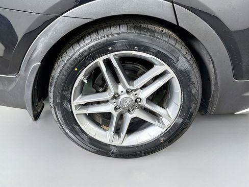 Used 2017 Hyundai Santa Fe Limited w/ Cargo Package image 33