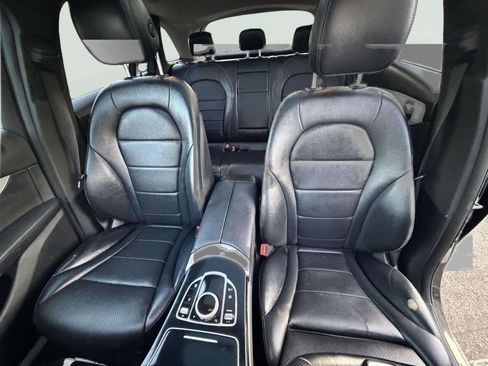 Used 2017 Mercedes-Benz GLC 300 4MATIC image 16