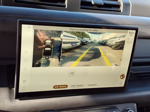 Used 2023 Land Rover Defender 90 X image 6