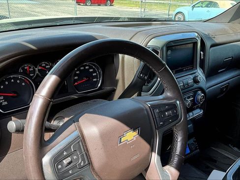 Used 2019 Chevrolet Silverado 1500 LT w/ Texas Edition image 10