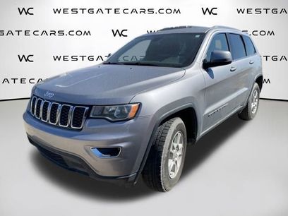 Used 2017 Jeep Grand Cherokee Laredo w/ Quick Order Package 2BE