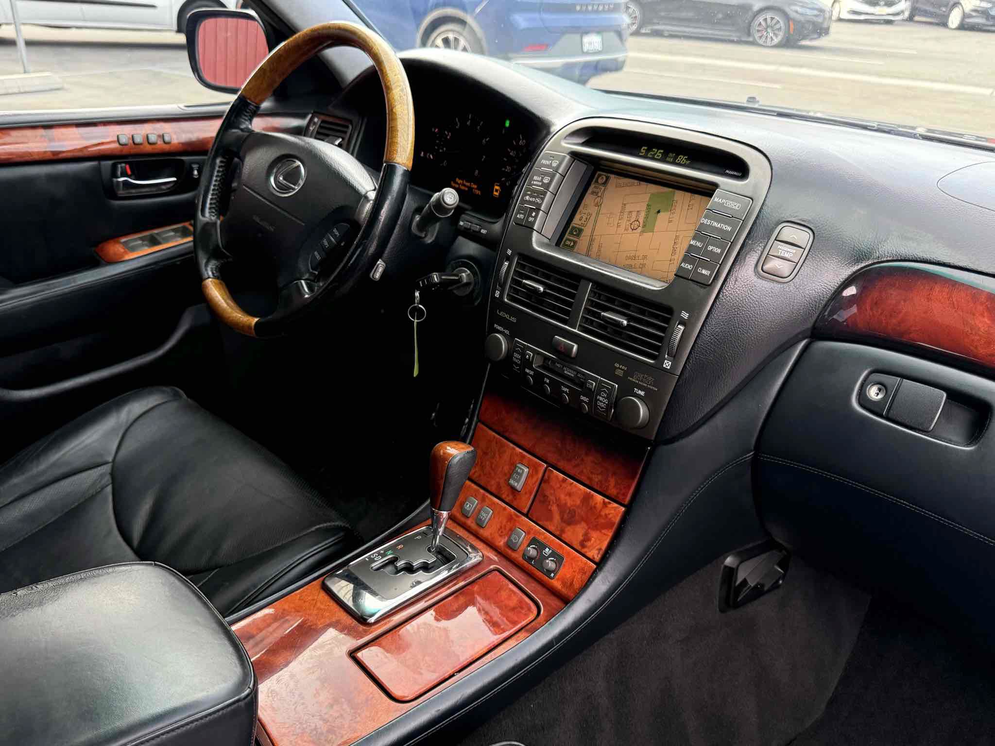 Used 2005 Lexus LS 430 RWD image 13