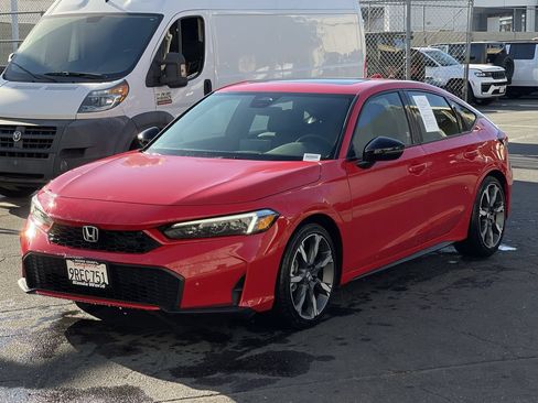 Used 2025 Honda Civic Sport Touring image 2
