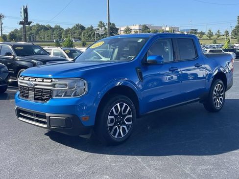 Used 2022 Ford Maverick Lariat w/ Lariat Luxury Package FWD image 3
