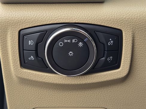 Used 2017 Ford F250 Lariat w/ Lariat Value Package image 20