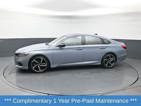 Used 2022 Honda Accord Sport image 2