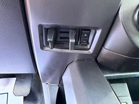 Used 2020 Ford F150 XLT w/ Equipment Group 302A Luxury RWD image 16