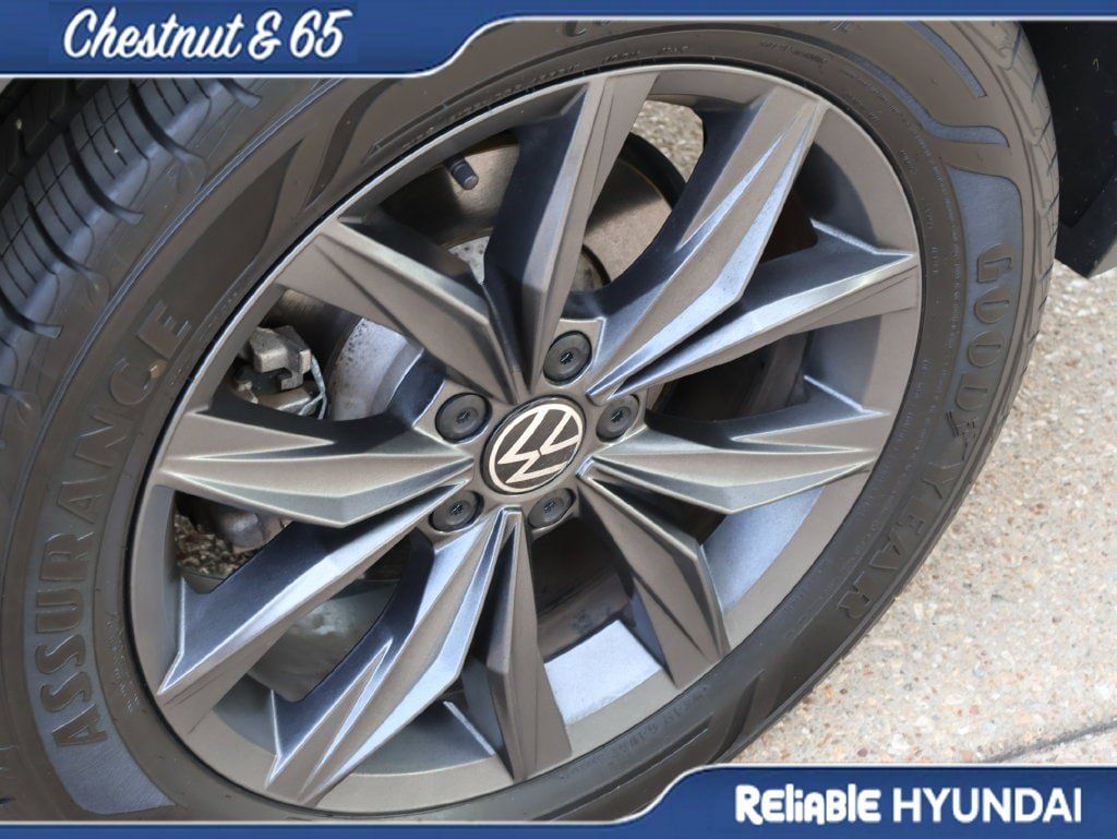 Used 2023 Volkswagen Tiguan SE FWD image 42