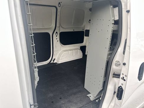 Used 2020 Nissan NV200 S FWD image 19