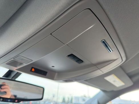 Used 2016 Chevrolet Silverado 1500 LT image 24