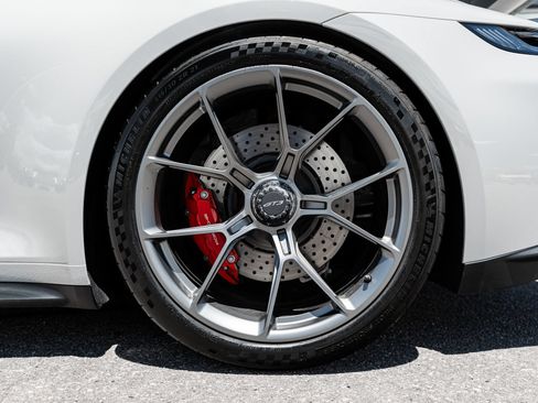 Used 2024 Porsche 911 GT3 RWD image 7