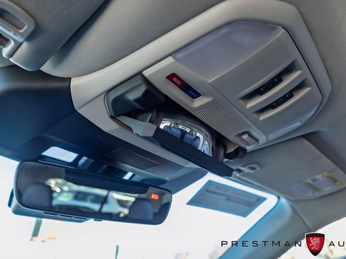 Used 2025 Subaru Ascent Limited image 38