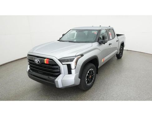 New 2026 Toyota Tundra SR5 AWD/4WD image 16