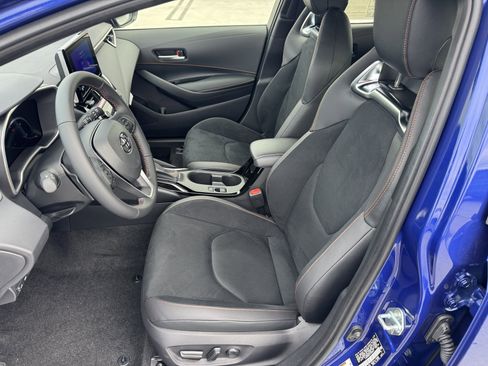 New 2026 Toyota Corolla SE image 2