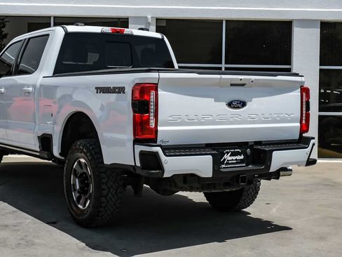 Used 2024 Ford F350 Lariat w/ Lariat Ultimate Package AWD/4WD image 16