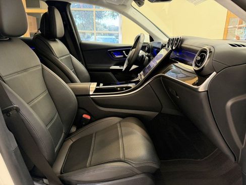 Certified 2024 Mercedes-Benz GLC 300 4MATIC image 17