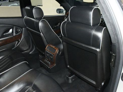 Used 2008 Maserati Quattroporte image 16