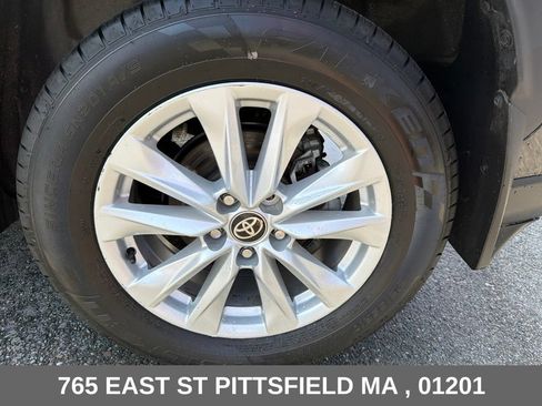 Used 2026 Toyota Corolla Cross LE w/ Moonroof Package AWD/4WD image 27