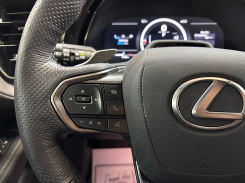Used 2025 Lexus TX 500h AWD w/ Technology Package image 16