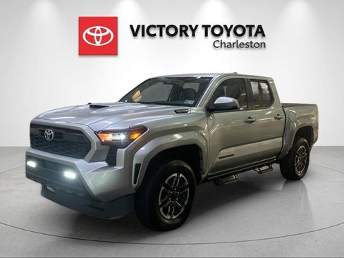 Used 2024 Toyota Tacoma TRD Sport w/ TRD Sport Upgrade Package AWD/4WD image 1