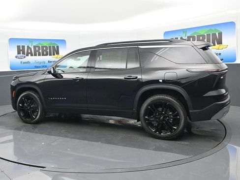 New 2026 Chevrolet Traverse LT w/ Driver Confidence Package FWD image 3
