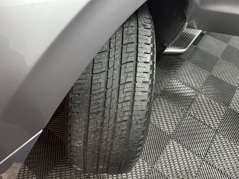 Used 2021 Ford Expedition XLT image 41