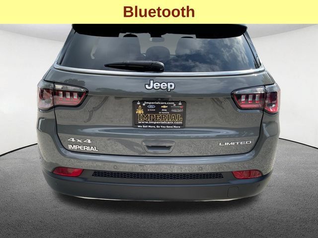 Used 2023 Jeep Compass Limited AWD/4WD image 11